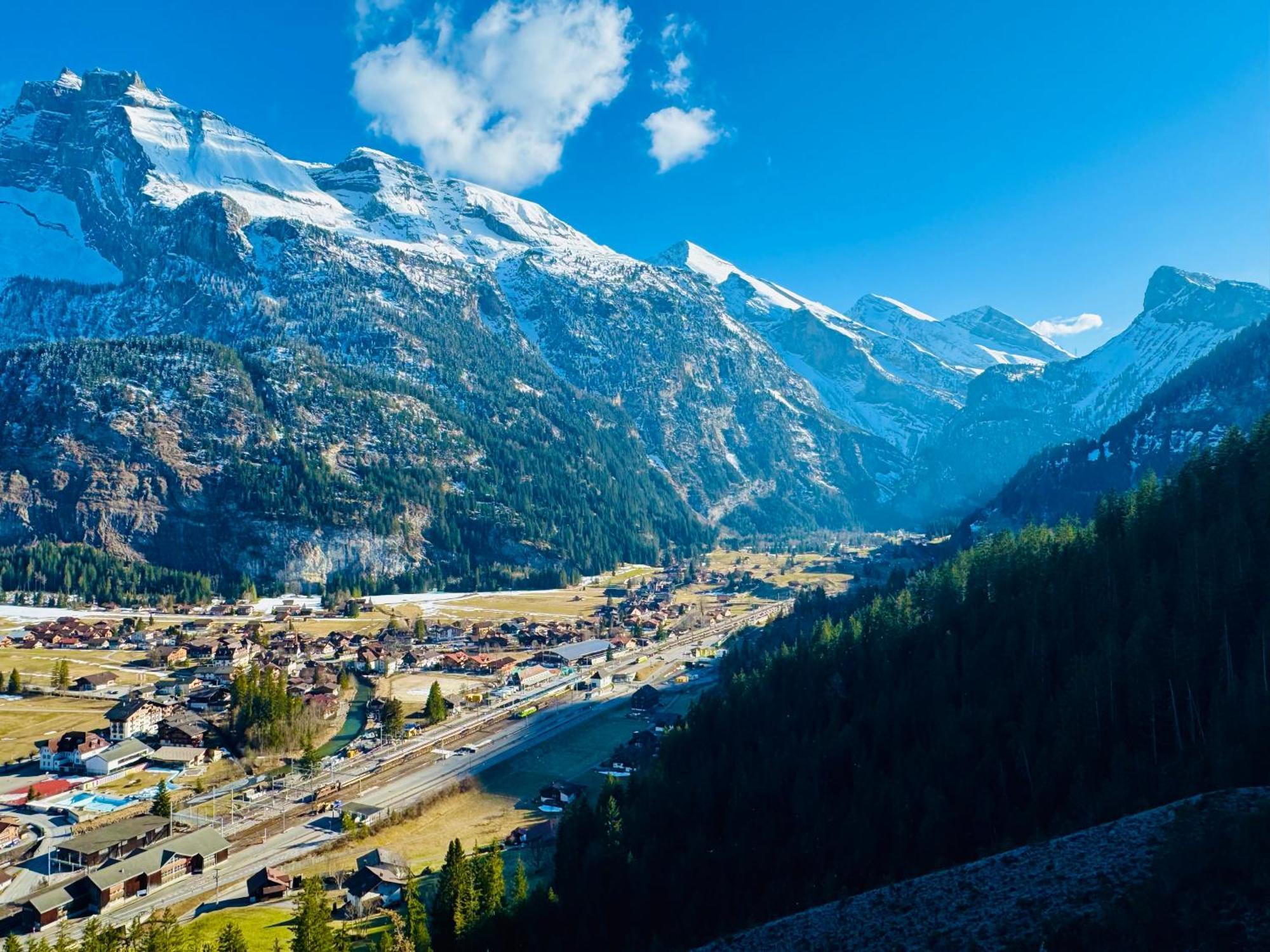 Bellevue & Classy Mountain View Apartment Kandersteg Buitenkant foto